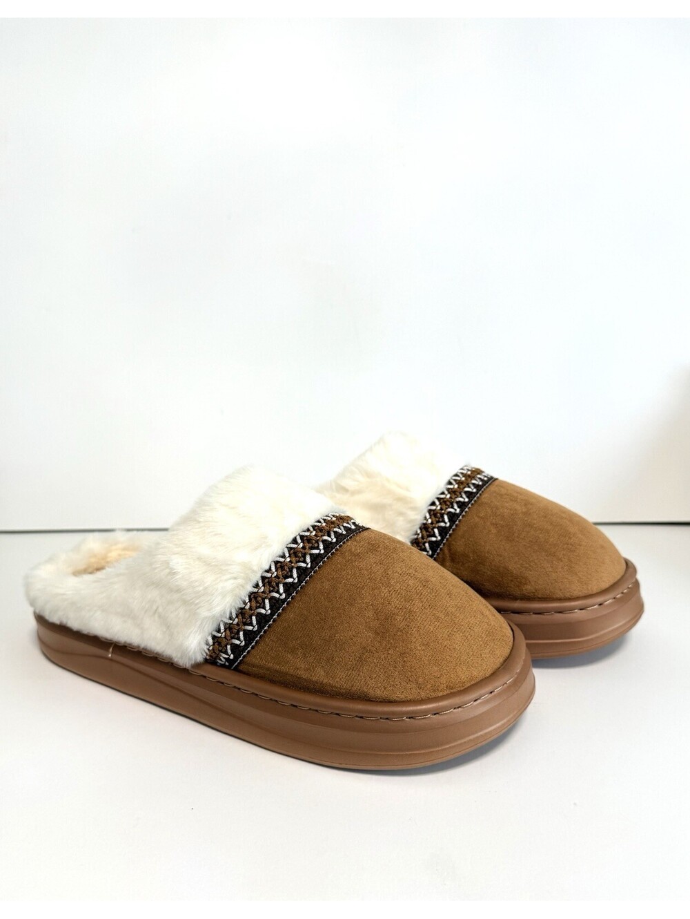 Women’s Faux Suede Faux Fur House Slippers Brown Warm Cozy US 9.5-10 New